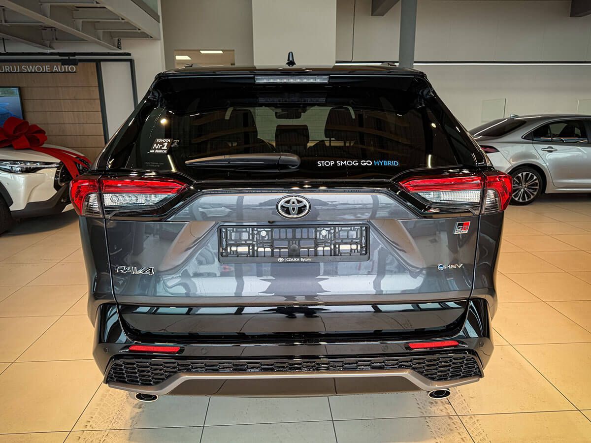 Toyota Camry - Toyota Czajka - wyprzedaż modeli z rocznika 2026